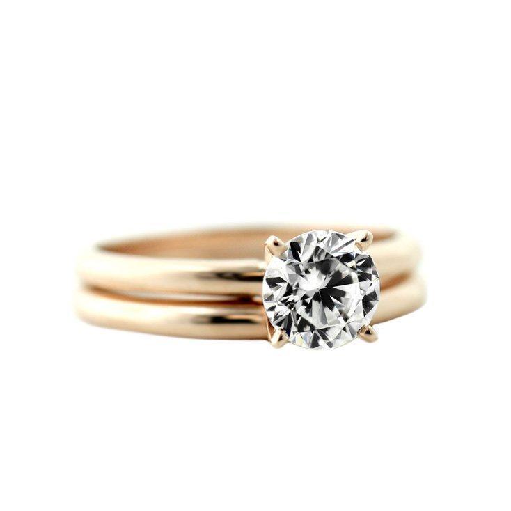 Traditional Solitaire Wedding Set image